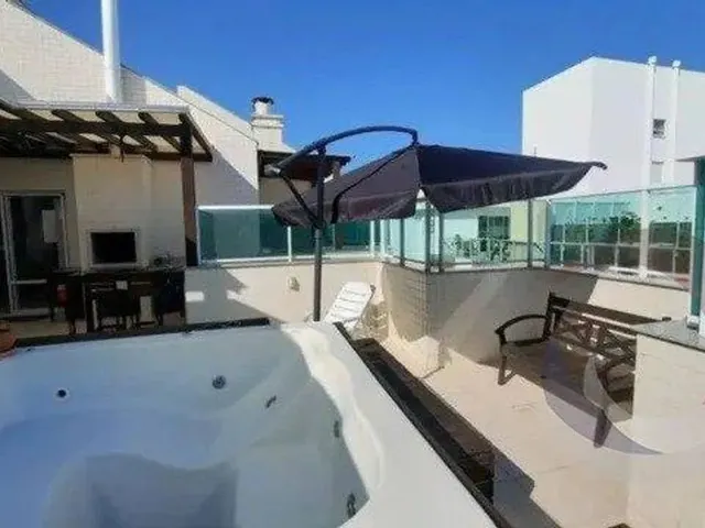 Imagem: O apartamento possui 3 Dormitórios, 1 Suíte, 2 Banheiros,