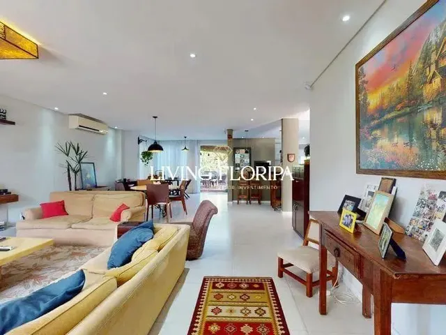 Imagem 8: Casa À Venda em Condomínio Fechado com 4 Suítes no Campeche, Florianópolis, Sc