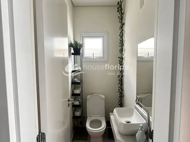 Imagem 10: Casa À Venda Financiável com 3 Dormitórios, em Loteamento Planejado, no Campeche