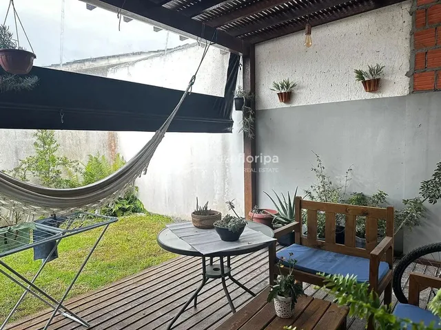 Imagem 5: Casa À Venda Financiável com 3 Dormitórios, em Loteamento Planejado, no Campeche