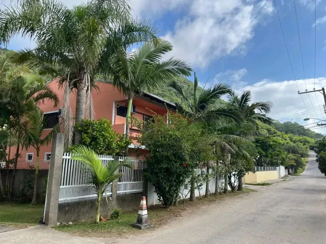 Imagem 8: Casa Residencial À Venda no Pântano do Sul com 304 M² e 11 Dormitórios/Quartos