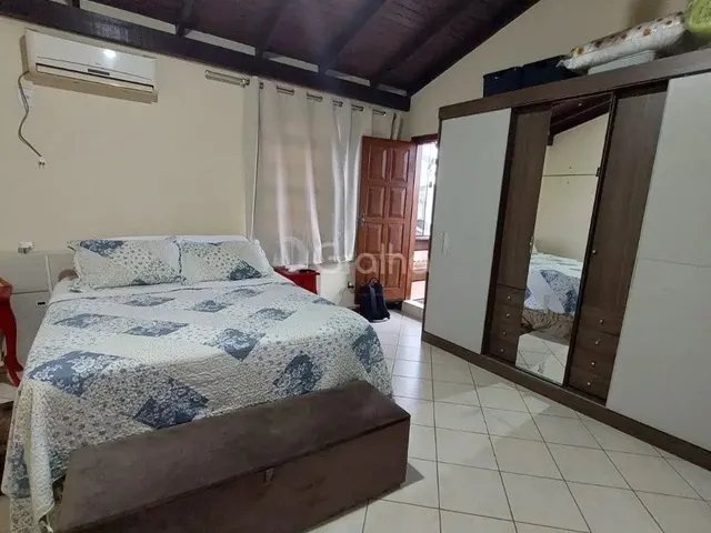 Imagem 16: Casa para Venda em Florianópolis, Carianos, 5 Dormitórios, 1 Suíte, 3 Banheiros, 4