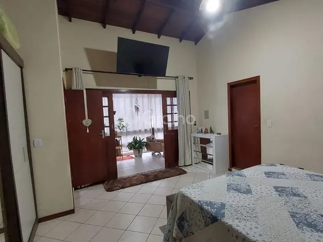 Imagem 10: Casa para Venda em Florianópolis, Carianos, 5 Dormitórios, 1 Suíte, 3 Banheiros, 4