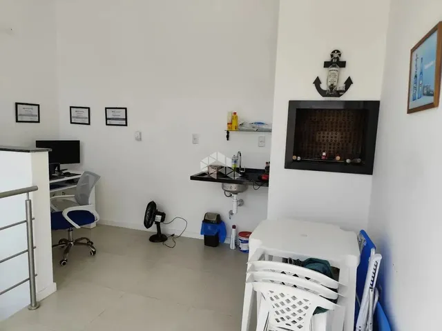 Imagem 12: Apartamento Duplex com 2 Dormitórios, 1 Suíte a 300 Metros da Praia do Campeche
