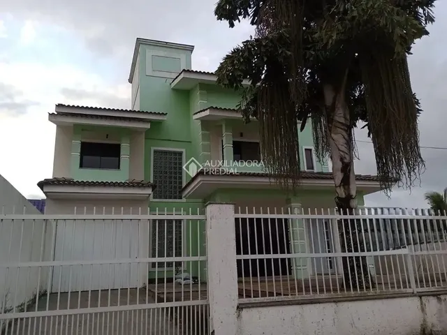 Imagem: Casa de 186,98M² À Venda no Bairro Carianos