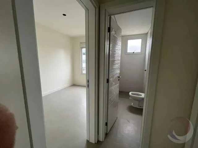Imagem 5: Apartamento para Venda em Florianópolis, Rio Tavares, 2 Dormitórios, 1 Suíte, 2