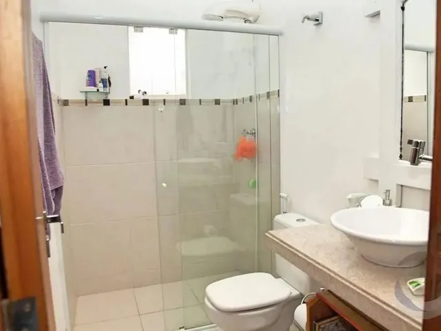 Imagem 11: Casa para Venda em Florianópolis, Carianos, 4 Dormitórios, 3 Suítes, 5 Banheiros, 6