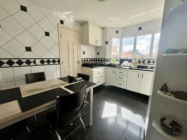 Imagem 5: Casa À Venda - 3 Suítes - 255 M2 - Bairro Carianos