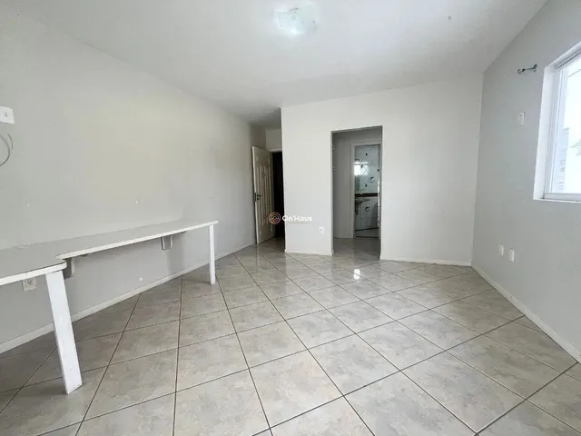 Imagem 7: Casa À Venda - 3 Suítes - 255 M2 - Bairro Carianos