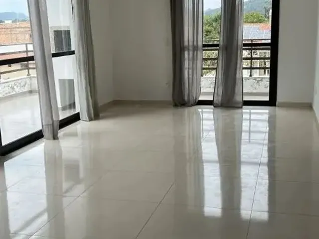 Imagem 2: Cobertura para Venda em Florianópolis, Campeche, 3 Dormitórios, 1 Suíte, 3 Banheiros