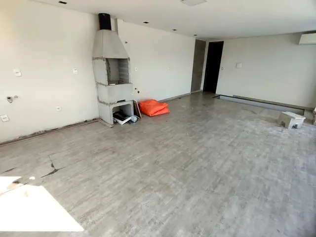 Imagem 2: Imóvel / Cobertura Duplex a Venda com 225 M² de 3 Quartos no Rio Tavares
