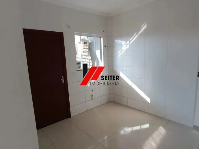 Imagem 6: Apartamento Térreo de 2 Dormitórios À Venda na Praia do Campeche em Florianópolis