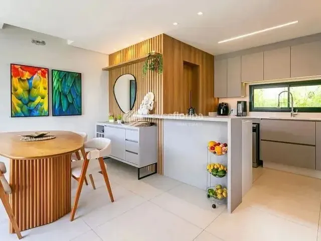 Imagem 7: Incrível Casa À Venda em Condomínio Fechado com 3 Dormitórios, com Móveis Planejados