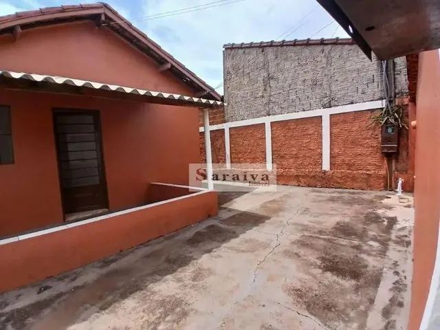 Imagem 15: Casa com 2 Dormitórios para Alugar, 800 M² por R$ 1.000,00/Mês - Jardim Maria Rosaria