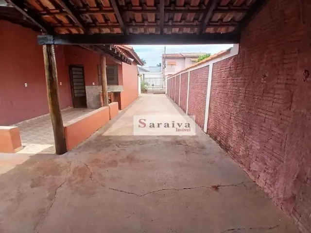 Imagem 10: Casa com 2 Dormitórios para Alugar, 800 M² por R$ 1.000,00/Mês - Jardim Maria Rosaria