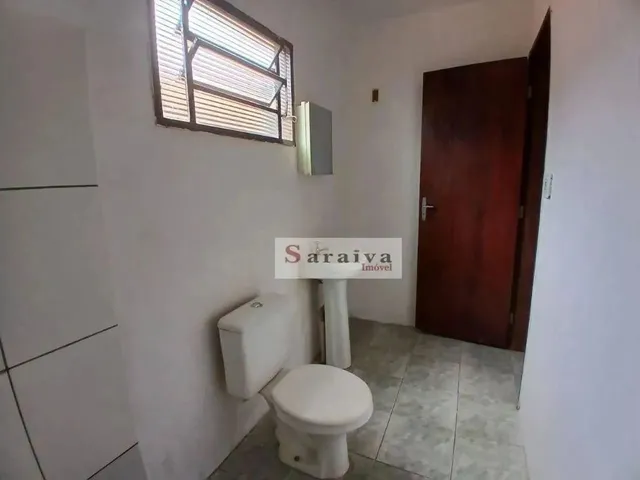 Imagem 5: Casa com 2 Dormitórios para Alugar, 800 M² por R$ 1.000,00/Mês - Jardim Maria Rosaria