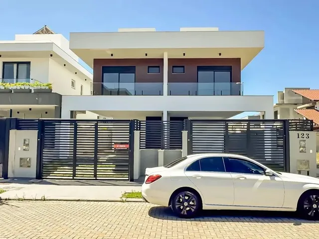 Imagem 1: Casa À Venda - 3 Suítes - Campeche - Florianópolis/Sc