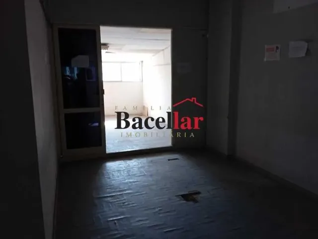 Imagem 8: Andar - / Comercial / Centro