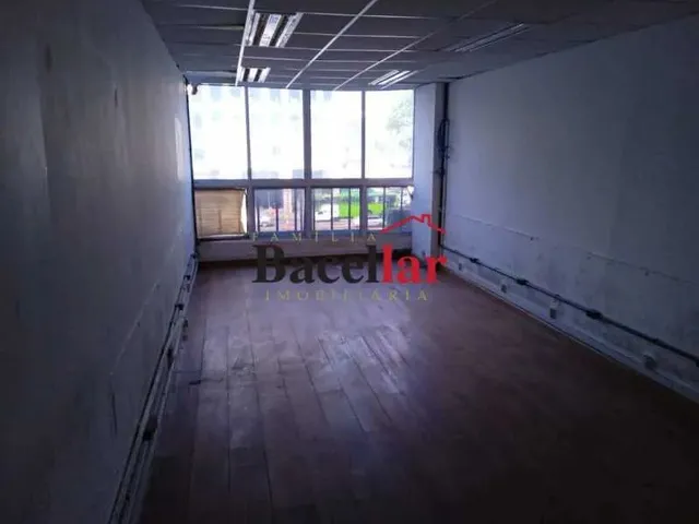 Imagem 3: Andar - / Comercial / Centro