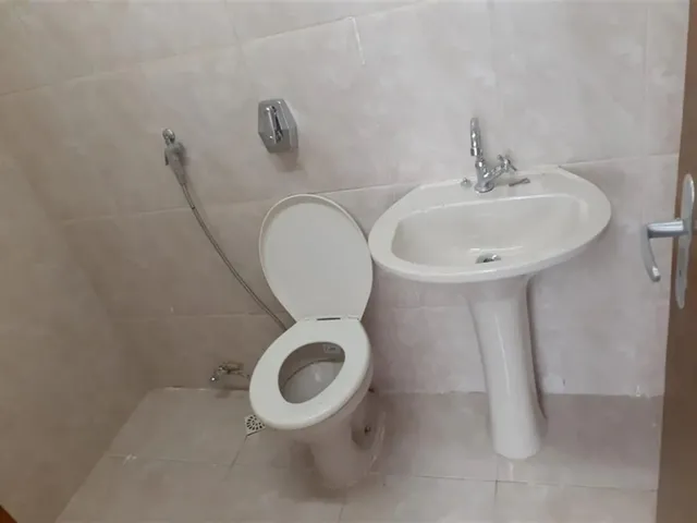 Imagem 2: 0 - Comercial/Industrial 3 Quartos