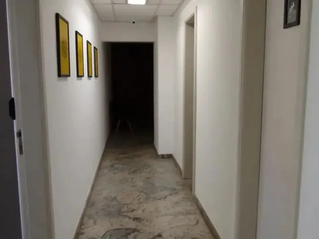 Imagem 6: Sala Comercial Reformada - Padrão Alto, com 247M², À Rua México, Nº 11