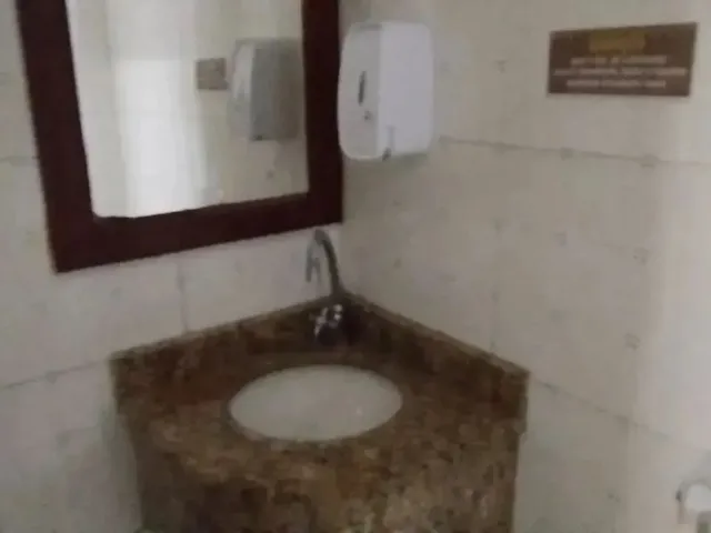Imagem 9: Sala Comercial Reformada - Padrão Alto, com 247M², À Rua México, Nº 11