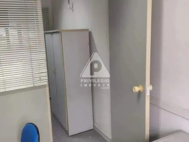 Imagem: Sala Comercial de 21 M² no Centro - Região