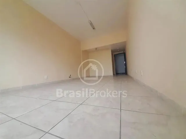 Imagem: Sala Comercial no Centro da Cidade - Excelente