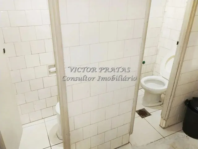 Imagem 2: Largo da Carioca, na Boca do Metrô, Vazia, Fundos, com 14,00M², Vazia, Andar Alto