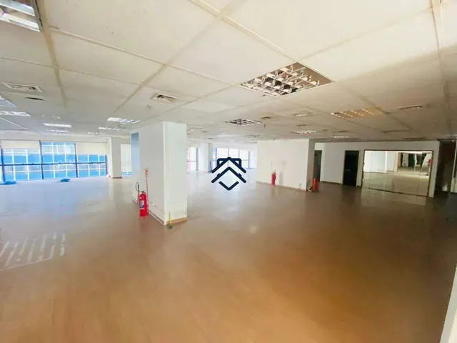 Imagem 1: Compre Sua Sala Comercial no Coração do Centro do Rio!