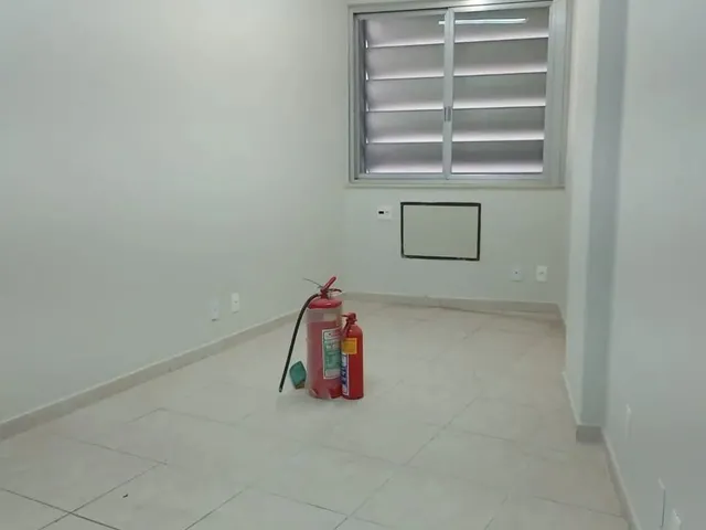 Imagem 11: Escritório para Aluguel com 71 Metros Quadrados com 2 Salas em Centro - Rio de Janeiro