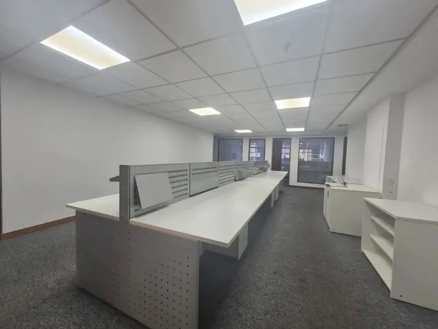 Imagem 5: Sala Comercial com 250M² no Centro da Cidade!