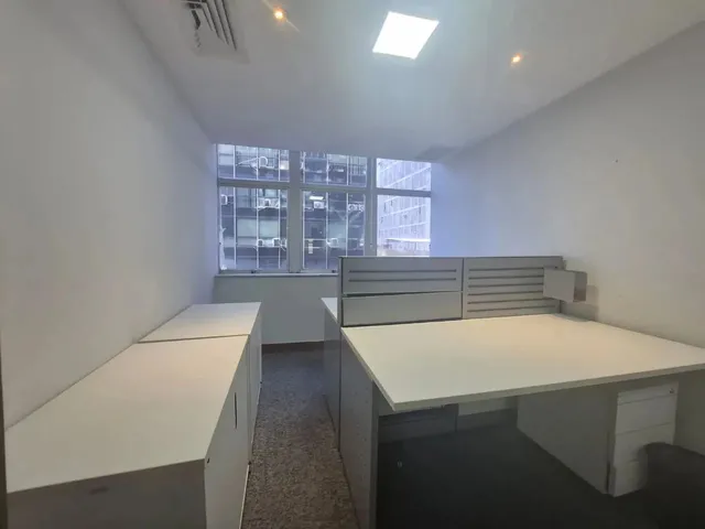 Imagem 9: Sala Comercial com 250M² no Centro da Cidade!
