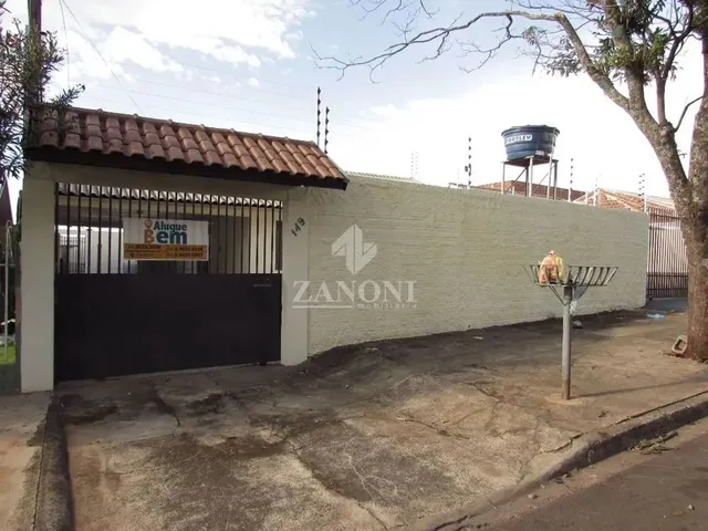 Imagem 16: Casa Conj Requiao com Dois Quartos , Frente