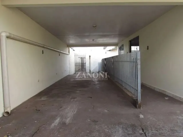 Imagem 13: Casa Conj Requiao com Dois Quartos , Frente