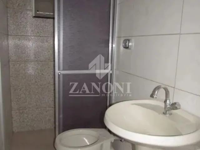 Imagem 15: Casa Conj Requiao com Dois Quartos , Frente