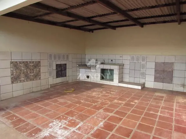 Imagem 3: Casa Conj Requiao com Dois Quartos , Frente