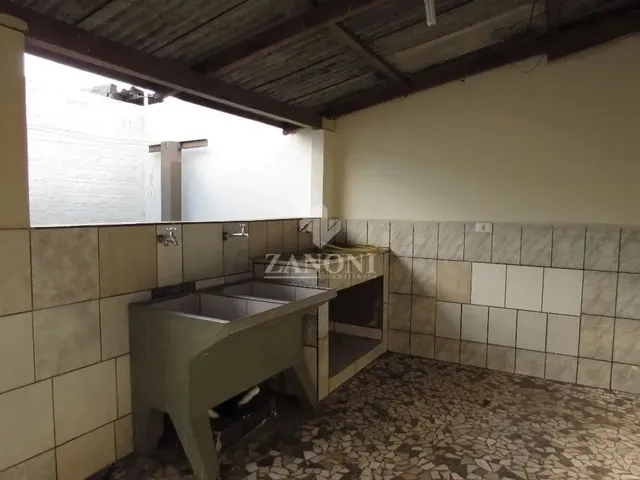Imagem 4: Casa Conj Requiao com Dois Quartos , Frente