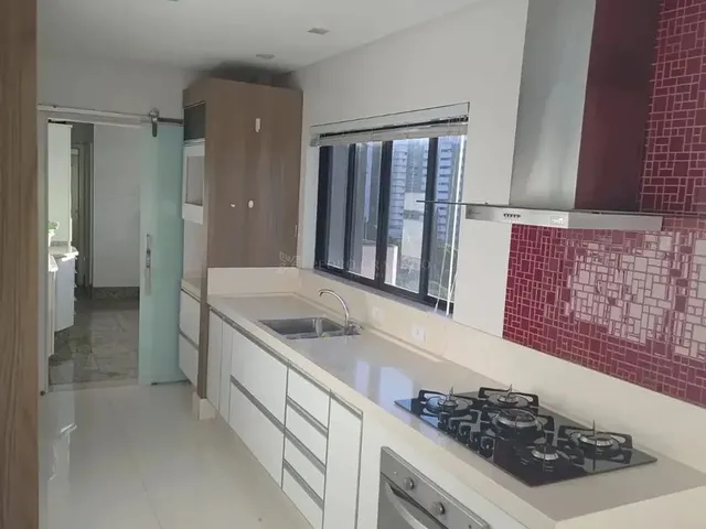 Imagem: Excelente Apartamento com 04 Quartos com