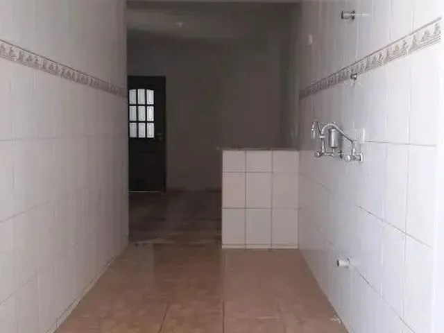 Imagem 7: Casa Residencial com 3 Quartos para Alugar por R$ 1800.00, 100.00 M2 - Cidade Jardim - Mar