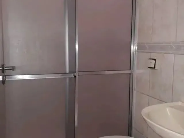 Imagem 3: Casa Residencial com 3 Quartos para Alugar por R$ 1800.00, 100.00 M2 - Cidade Jardim - Mar