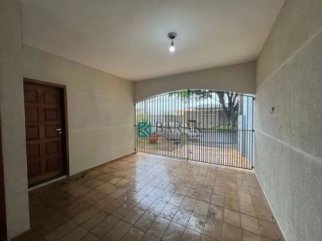 Imagem 2: Casa com Edícula, Total 5 Dormitórios para Alugar, 150 M² por R$ 2.100/Mês - Jardim