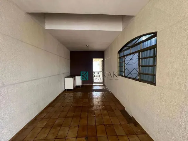 Imagem 4: Casa com Edícula, Total 5 Dormitórios para Alugar, 150 M² por R$ 2.100/Mês - Jardim