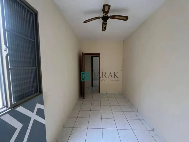 Imagem 12: Casa com Edícula, Total 5 Dormitórios para Alugar, 150 M² por R$ 2.100/Mês - Jardim