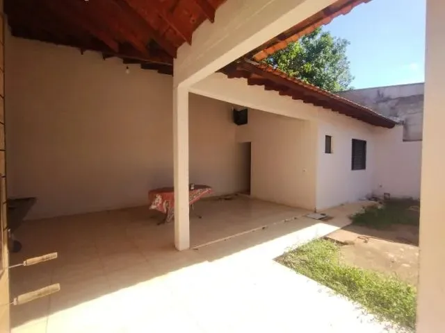 Imagem 8: Casa P/ Alugar em Maringá - Conjunto Itatiaia