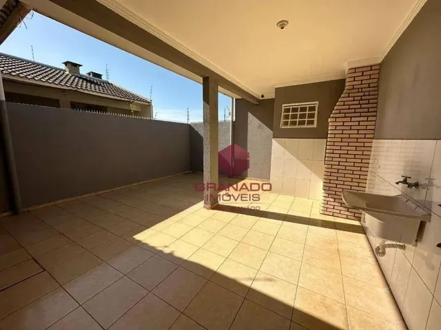 Imagem 2: Sobrado com 3 Dormitórios para Alugar, 142 M² por R$ 2.800,00/Mês - Jardim Tóquio