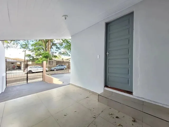 Imagem 9: Casa para Alugar em Maringá, Conjunto Habitacional Karina, com 3 Quartos, com 97.5 M²