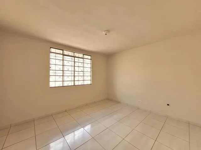 Imagem 16: Casa para Alugar em Maringá, Conjunto Habitacional Karina, com 3 Quartos, com 97.5 M²