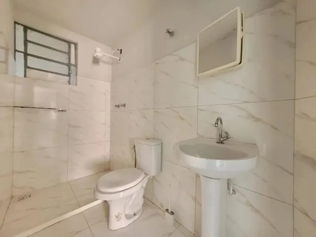 Imagem 11: Casa para Alugar em Maringá, Conjunto Habitacional Karina, com 3 Quartos, com 97.5 M²