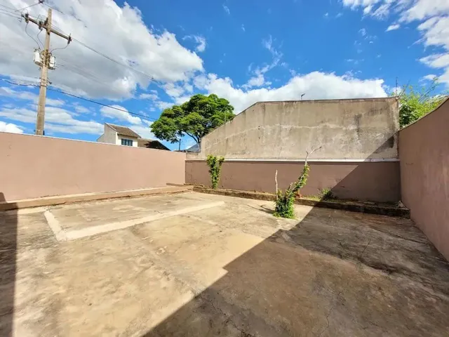 Imagem 13: Casa para Alugar em Maringá, Conjunto Habitacional Karina, com 3 Quartos, com 97.5 M²